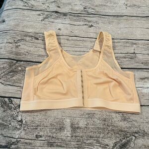 Amazon Post Surgical Beige Front-Closure Bra Size Large